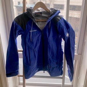 Mammut Gore Tex Hooded rain jacket